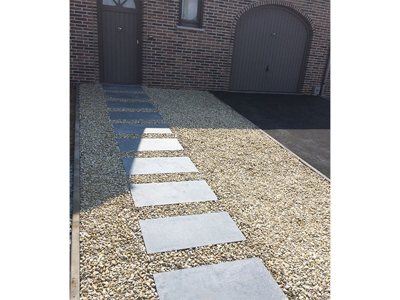 07_Pavage_allee_jardin_entree_DBA_Parcs_et_Jardins_Andy_Debacker_Cloture_Terrassement_Abattage_Elagage_Jardins_Belgique_hainaut_leuze_Tournai_mons