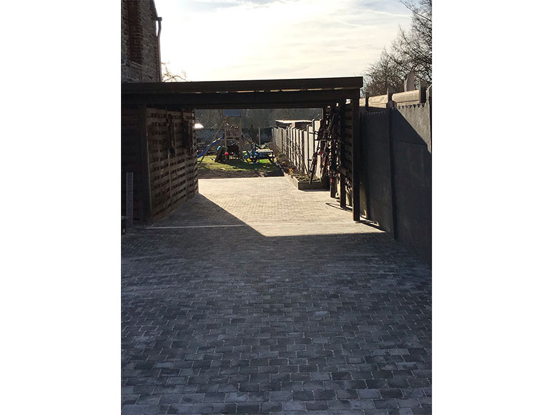 13_Pavage_allee_jardin_entree_DBA_Parcs_et_Jardins_Andy_Debacker_Cloture_Terrassement_Abattage_Elagage_Jardins_Belgique_hainaut_leuze_Tournai_mons