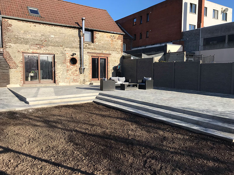 14_Pavage_allee_jardin_entree_DBA_Parcs_et_Jardins_Andy_Debacker_Cloture_Terrassement_Abattage_Elagage_Jardins_Belgique_hainaut_leuze_Tournai_mons